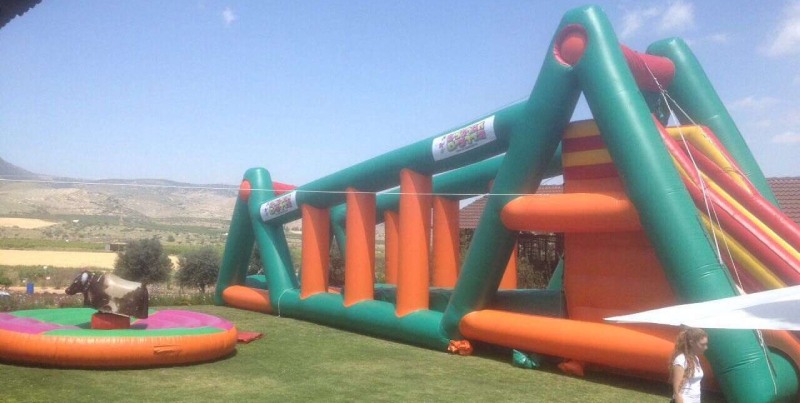 Renting inflatables in Ra'anana
